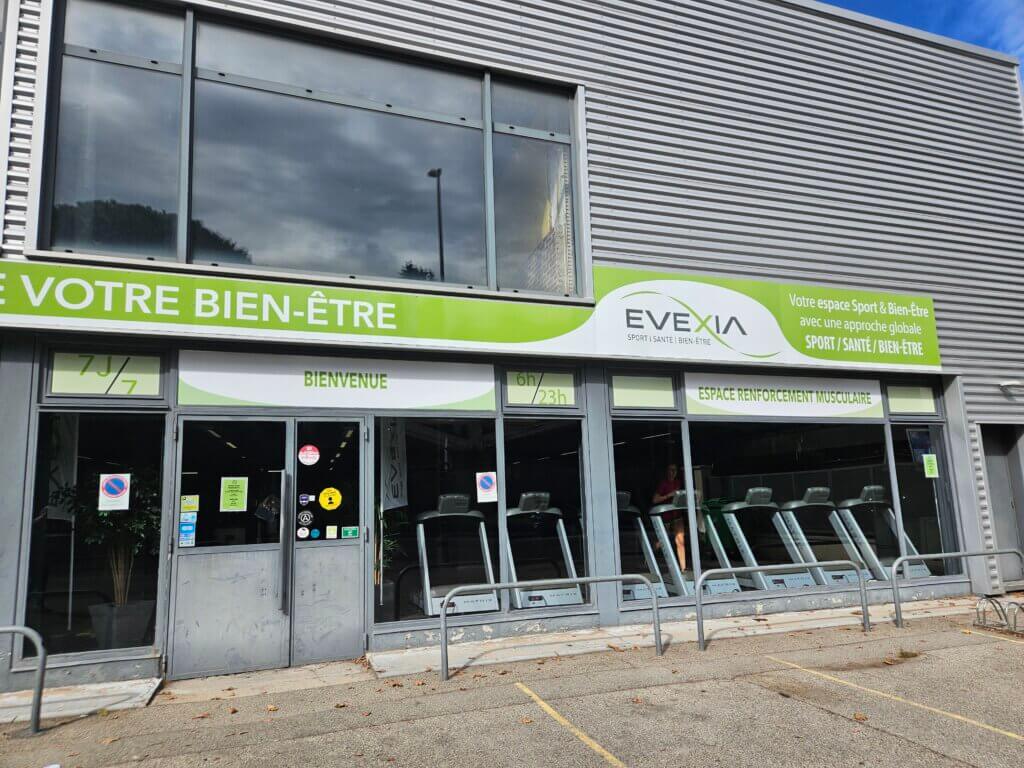 Devanture salle de sport.